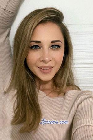 213699 - Julia Age: 35 - Ukraine