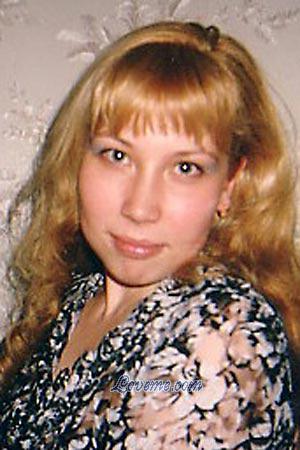 72104 - Olesya Age: 30 - Russia
