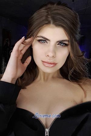 197353 - Kristina Age: 20 - Russia