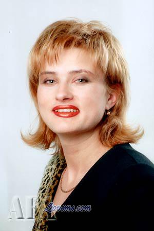 50690 - Elena Age: 42 - Ukraine