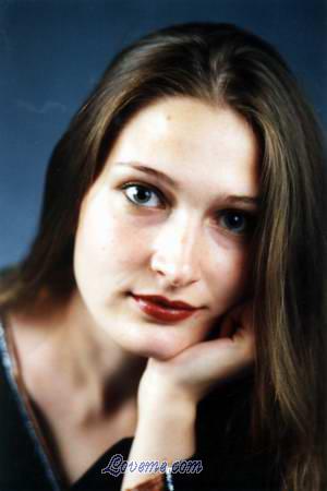 57960 - Elena Age: 33 - Ukraine