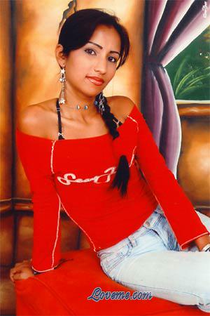 84484 - Claudia Age: 33 - Colombia